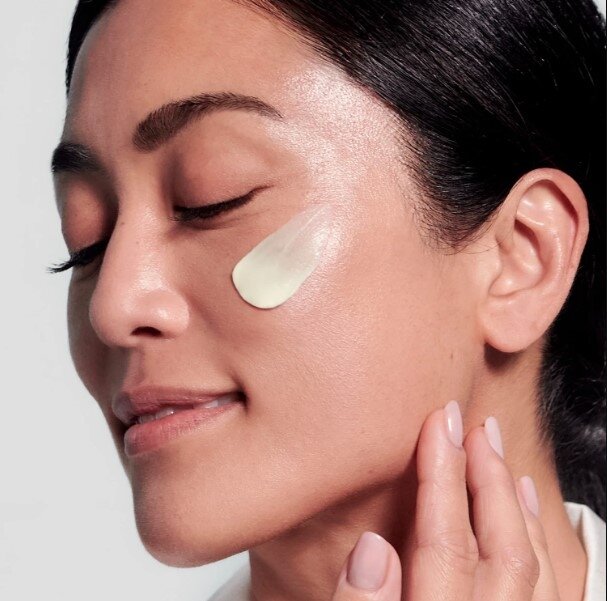 Medik8 Intelligent Retinol Smoothing Night Cream Нічний крем з ретинолом, 50мл — Photo 4